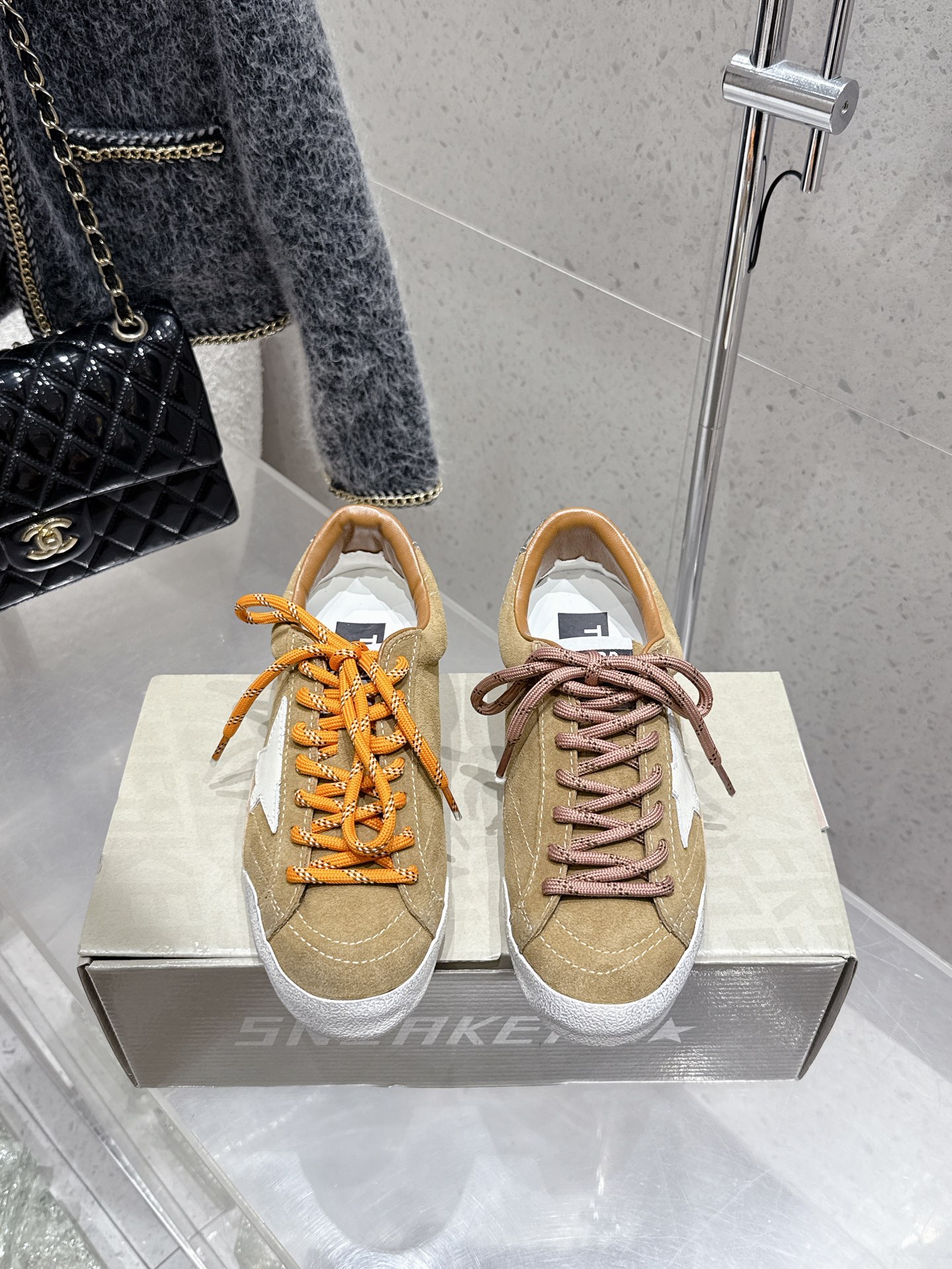 Nivel de agente de compras Hombres y mujeres 260 GGDB ~~ Zapatos de entrenamiento moral estilo pareja Golden Goose 25ss…