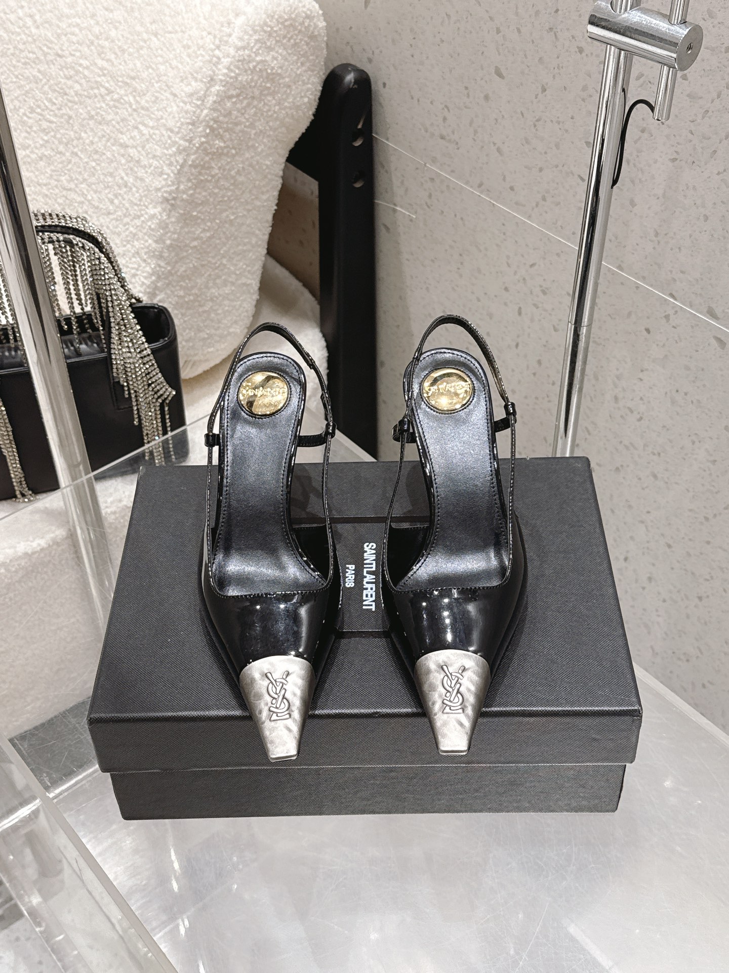 _dsz9s67rUN2oIOA9pvcn22Lh_PfkgPks29_CEhg