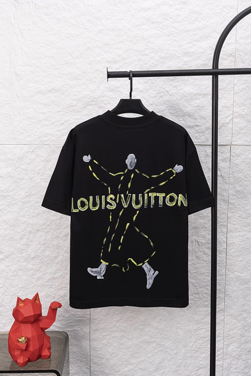 Louis Vuitton Hand-Painted Graphic Tee - Relaxed Fit, Premium Cotton 1 Louis Vuitton Hand-Painted Graphic Tee – Relaxed Fit, Premium Cotton