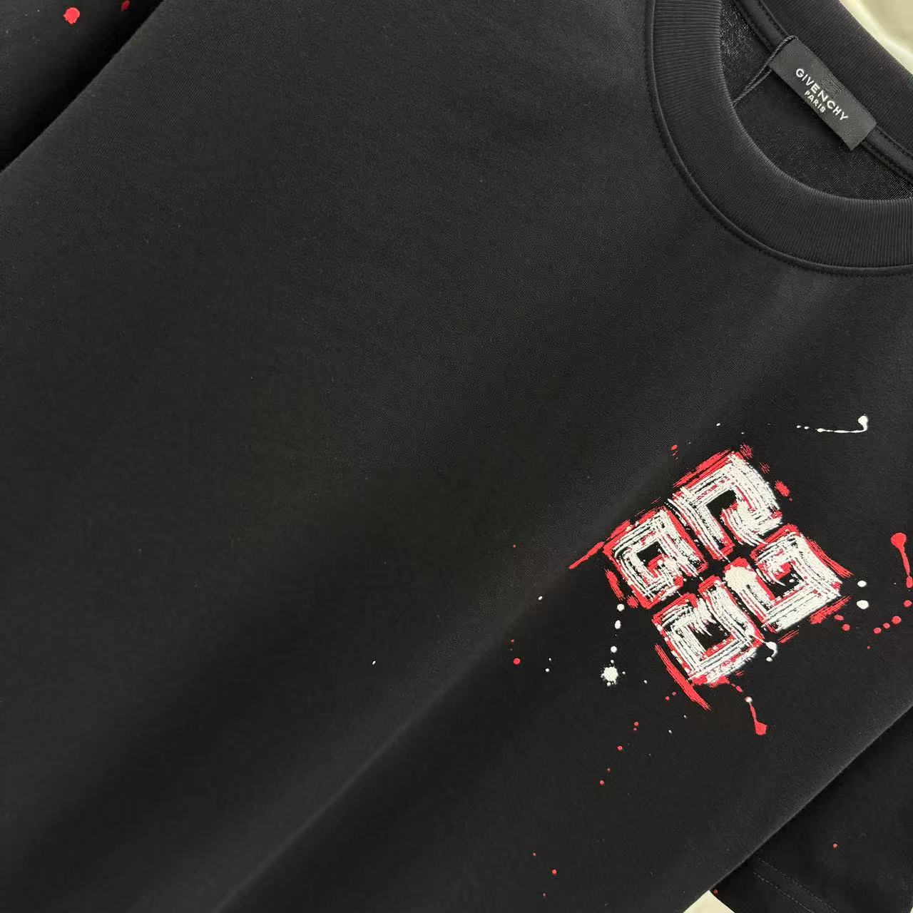 Givenchy Men's Spring/Summer 2025 Hand-Painted Splatter Logo T-Shirt 6 a1747019920034 8362