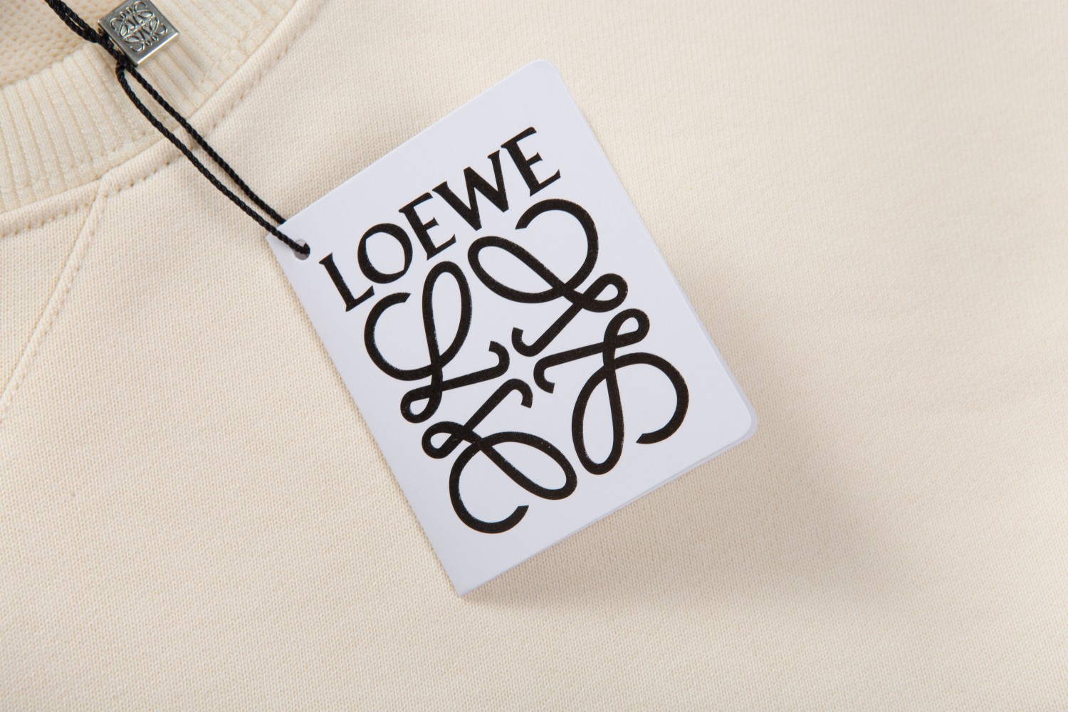 High-End Custom Loewe Embroidery Logo Cotton Fabric Oversize T-shirt - 图片 9
