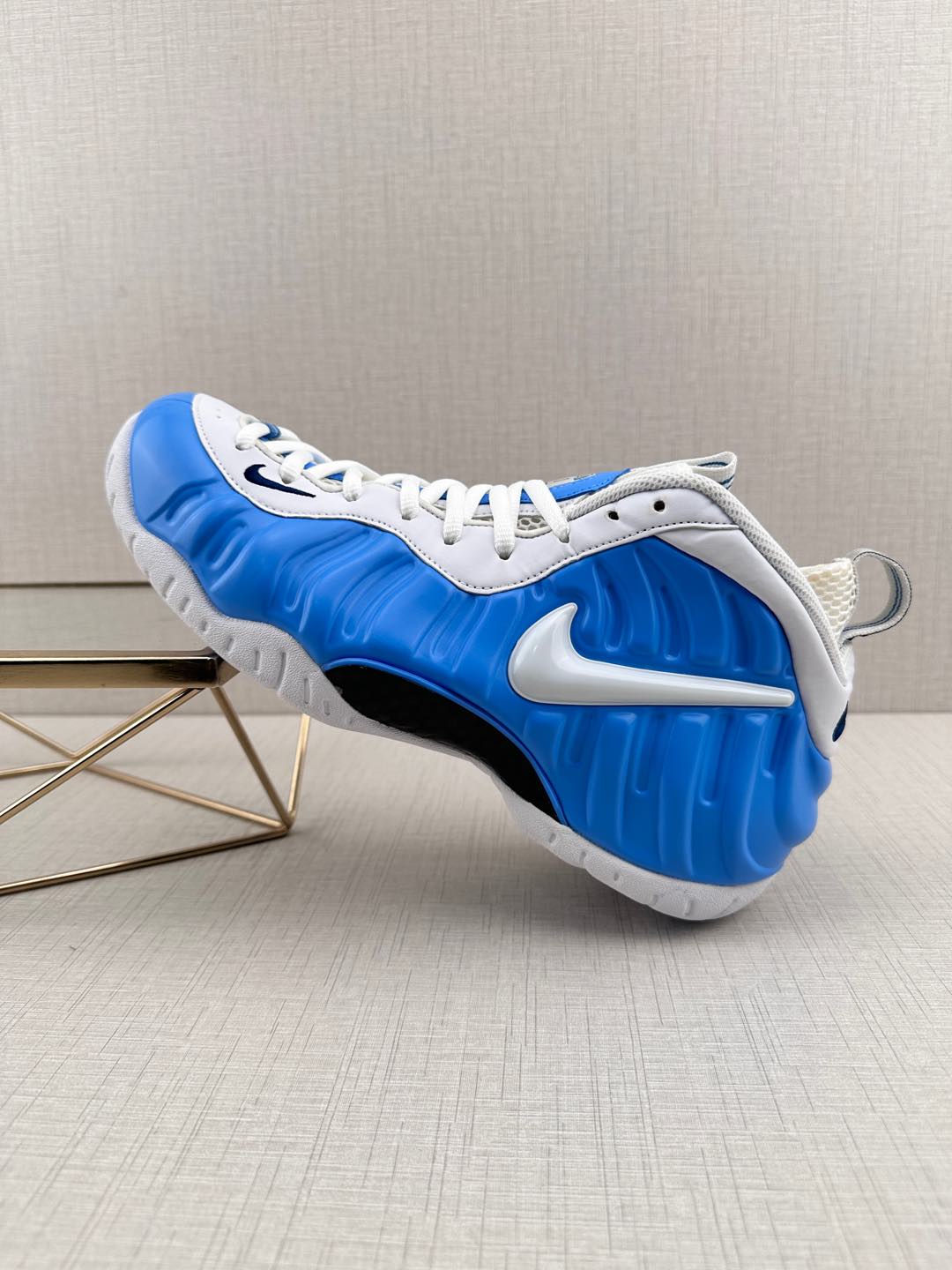 Nike Air Foamposite One 'Aqua' Basketball Shoes - Limited Edition 11 i1735587346229 8772 0 0