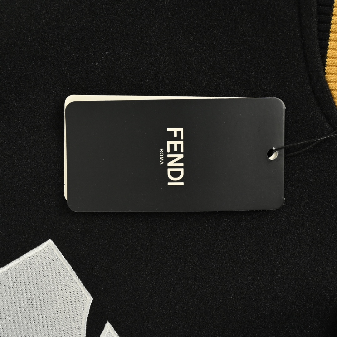 Fendi/芬迪 25Fw 小怪兽眼睛棒球服外套