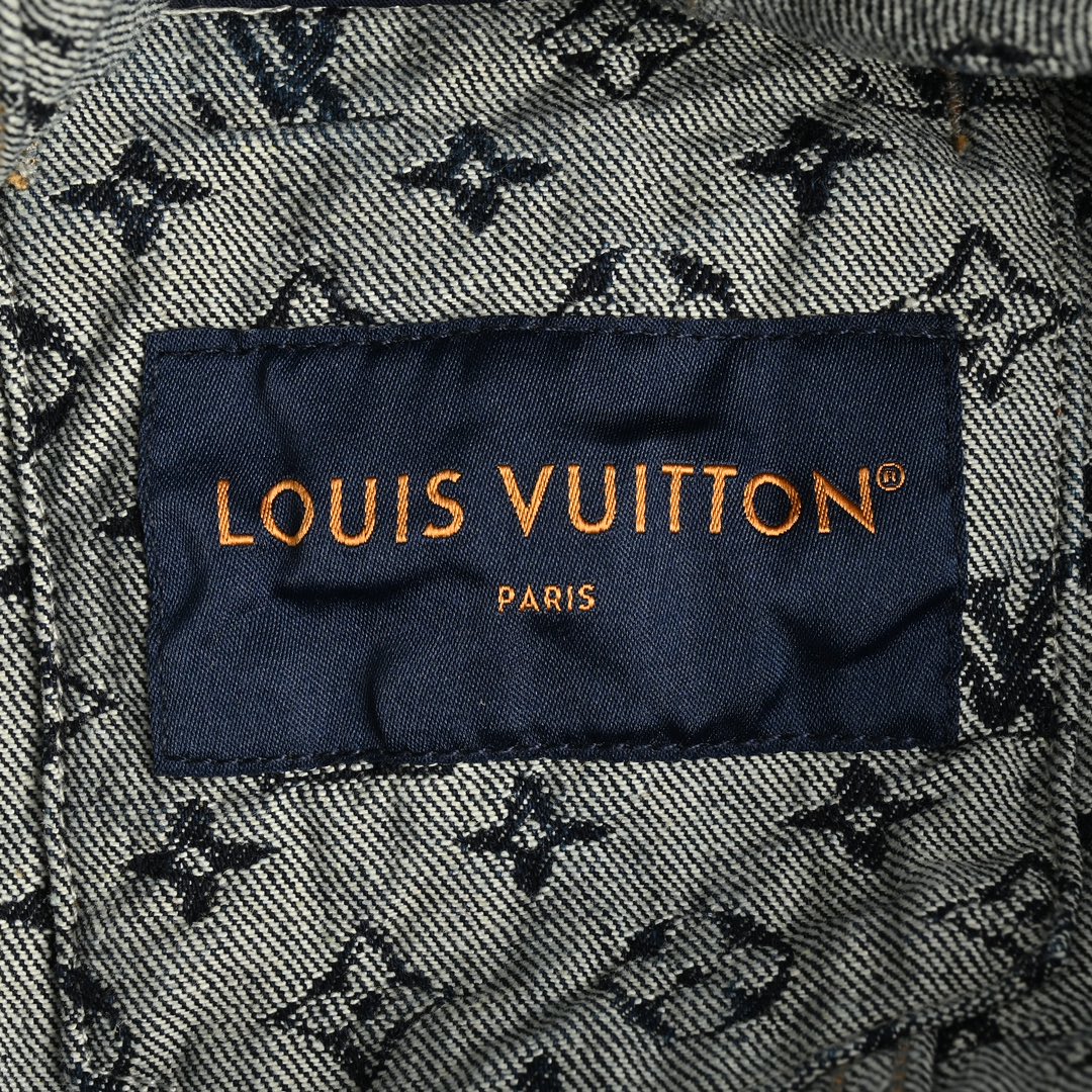 Louis Vuitton/路易威登 24Fw 重工满印提花珍珠扣牛仔外套