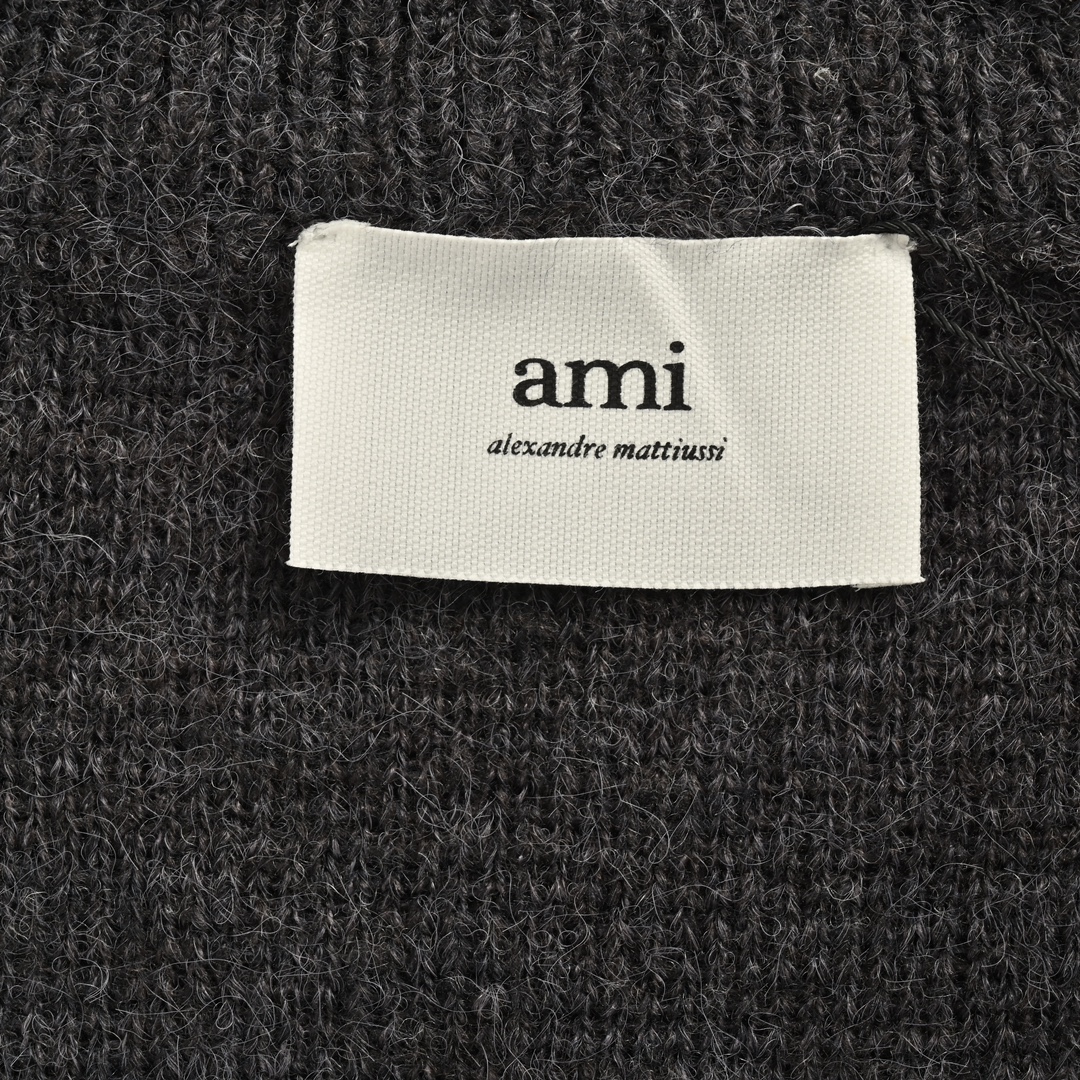 Ami Paris 24Fw 云朵马海毛开衫 AMI云朵系列开衫