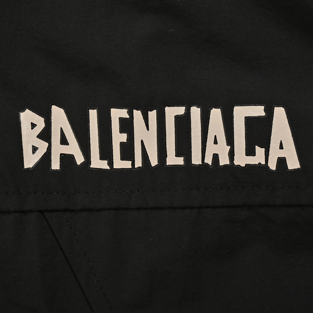 Balenciaga/巴黎世家 24Fw 胶带印花连帽风衣外套