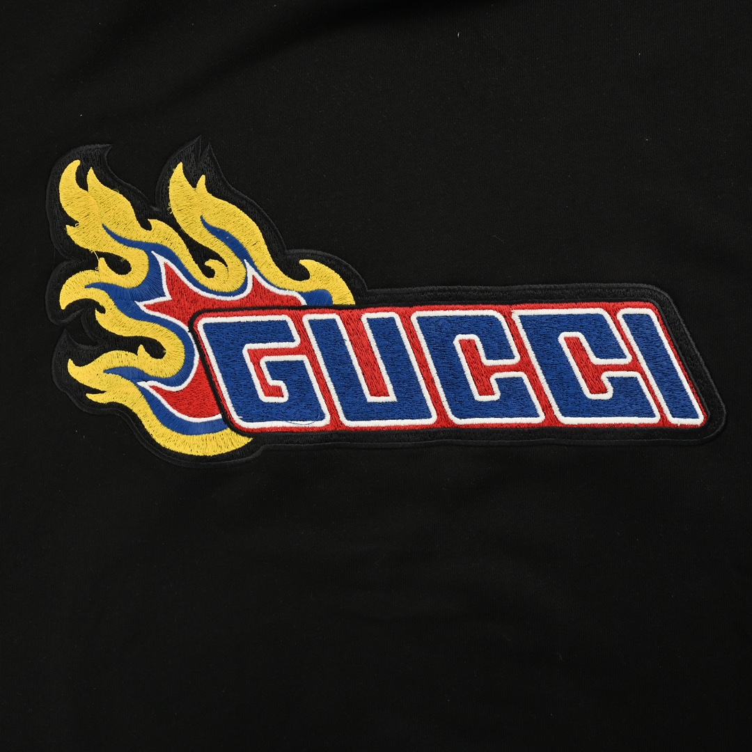 Gucci/古驰 龙年系列 火焰字母刺绣连帽卫衣 字母绣花工艺