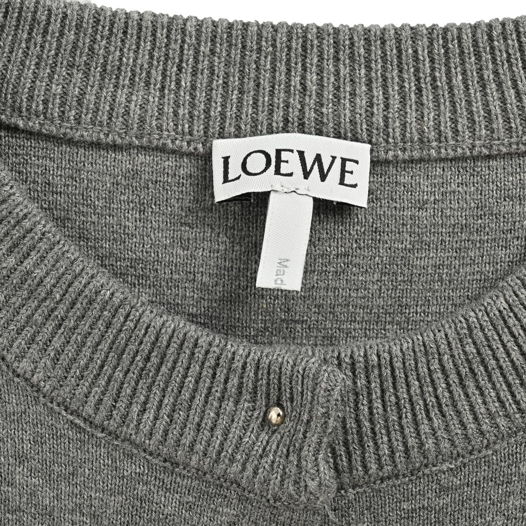 Loewe/罗意威 24Fw 铆钉开衫外套 定制订纺粗纺羊毛