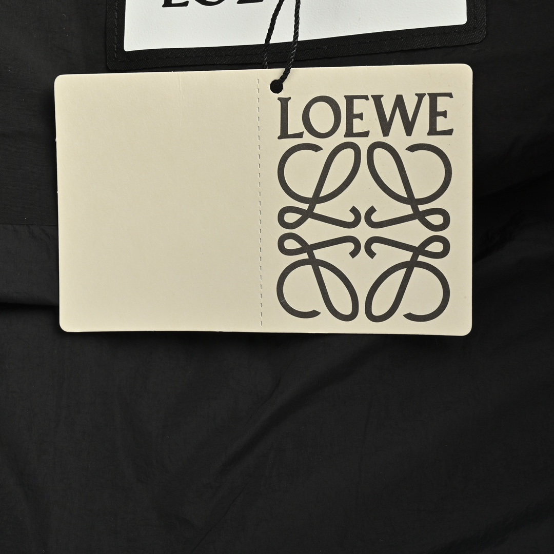 Loewe/罗意威 24Fw 昂跑联名橙色拉链连帽羽绒马甲