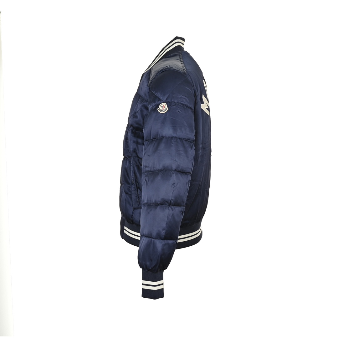 Moncler/蒙口 24Fw 后背logo飞行棒球服羽绒服外套 学院复古风棒球服夹克