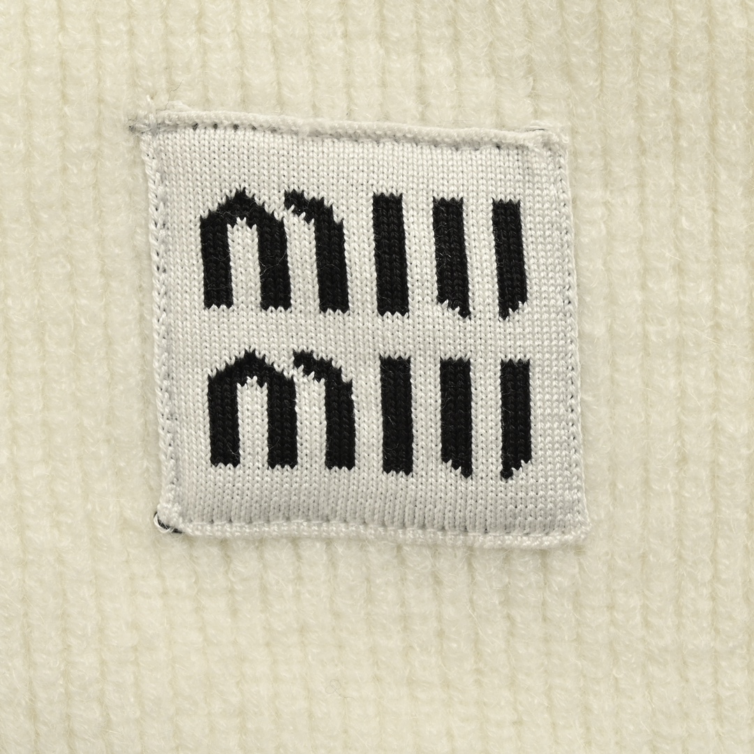 Miu Miu/缪缪 24Fw 贴布logo刺绣拉链毛衣外套