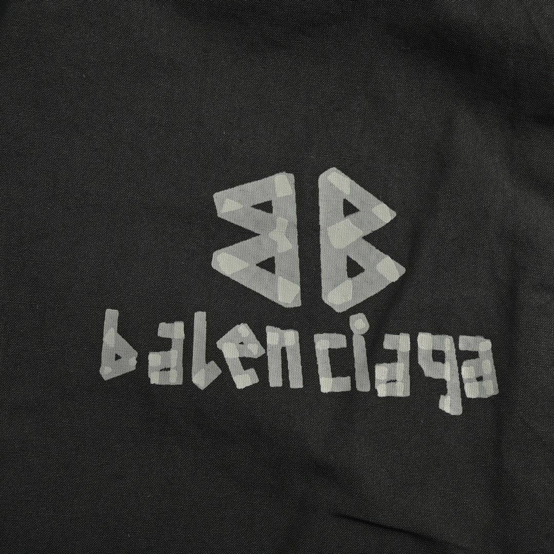 Balenciaga/巴黎世家 24Fw 胶带印花梭织长裤