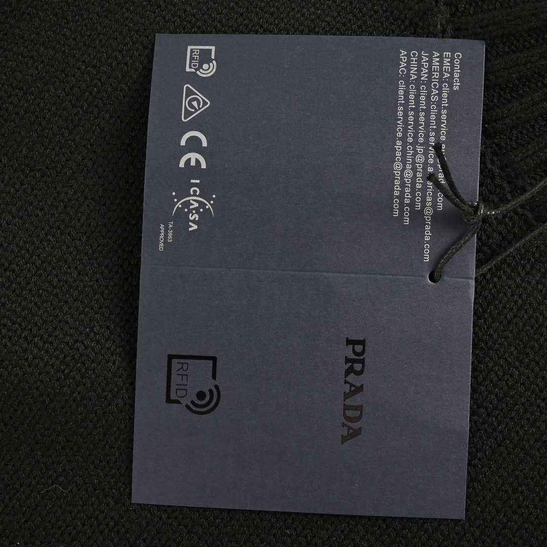 Prada/普拉达 24Fw 尼龙口袋三角标圆领毛衣-Chinese UA Cheap High Quatity Brand Clothes Bags handbags Sneakers wholesale wholesaler seller from China Factory suppliers Fashion Clothing Shoes best Quality Beautiful Price Prada/普拉达 24Fw 尼龙口袋三角标圆领毛衣