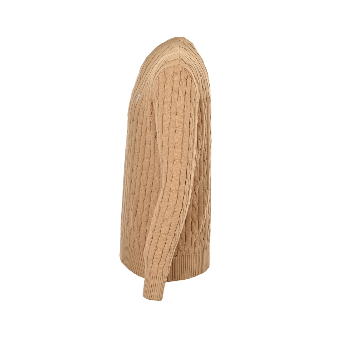 本地自取:💰220
Ralph Lauren/拉夫劳伦 25Fw 绞花粗针混纺圆领毛衣
胸口高密度百灵达万针刺绣,吊牌辅料全部还原原版。
面料采用进口纯棉纱线混纺羊毛,上身舒适高级感拉满,无数网红博主穿搭必备,原版超级慢买到,一件针织衫就能穿出不一样的时尚感觉。
表面面料带羊绒的雾面感觉,蓬松度够够的,可以说做到乱真的高度,一眼就是顶级品质!
复古的多巴胺配色,经典耐看,性价比很高,强烈推荐
颜色:藏青色 卡其色 灰色 白色
Size:S-XL