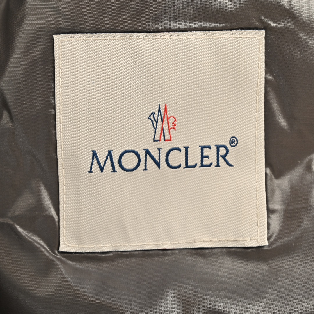 顶级版本 Moncler/蒙口 经典可拆卸连帽羽绒马甲