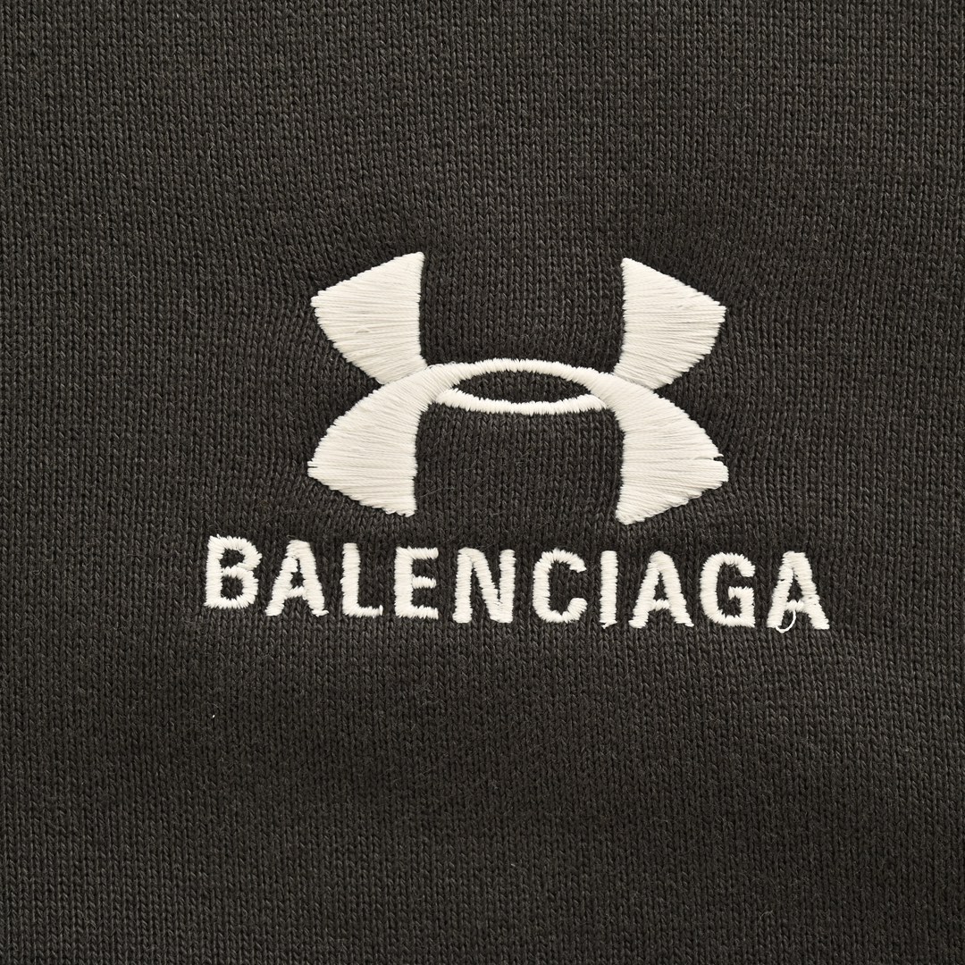 Balenciaga/巴黎世家 24Fw 安德玛联名拉链套装外套