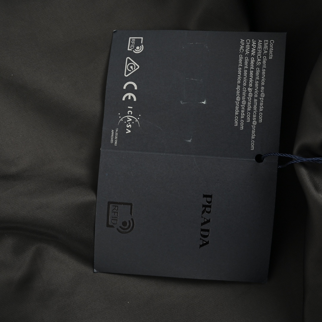 Prada/普拉达 P标皮革飞行夹克外套