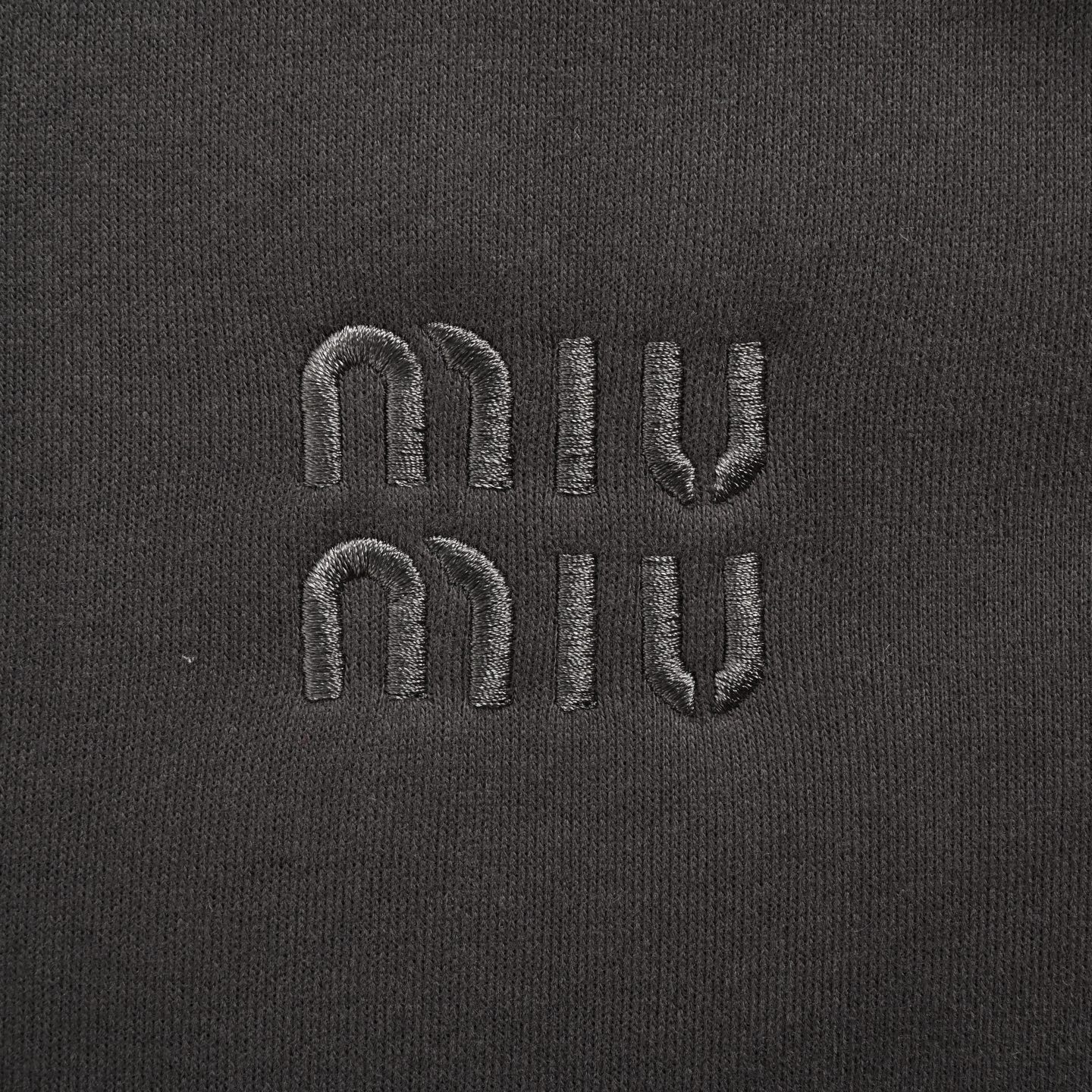 Miu Miu/缪缪 24Fw 刺绣徽标加绒拉链外套