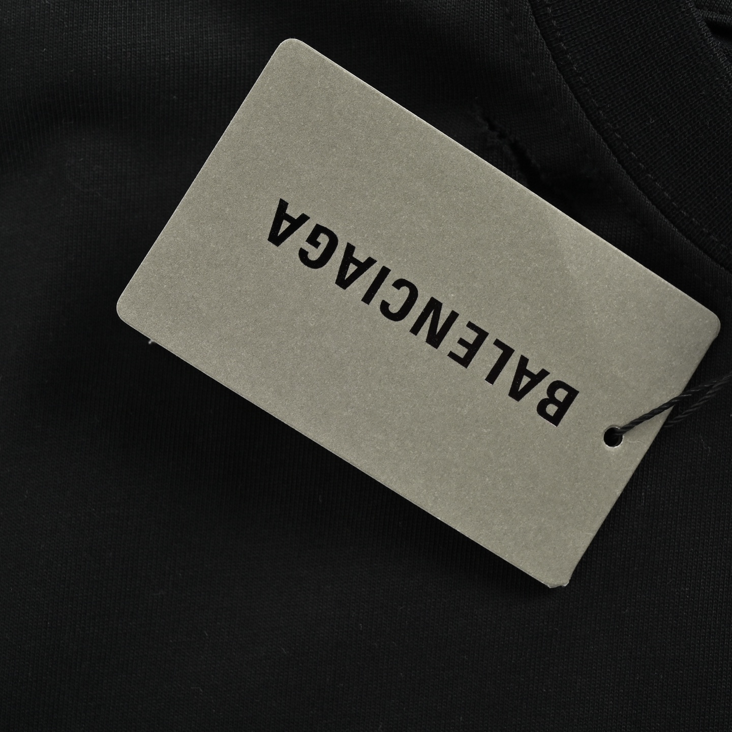 Balenciaga/巴黎世家 25ss 视力表刀割破洞短袖