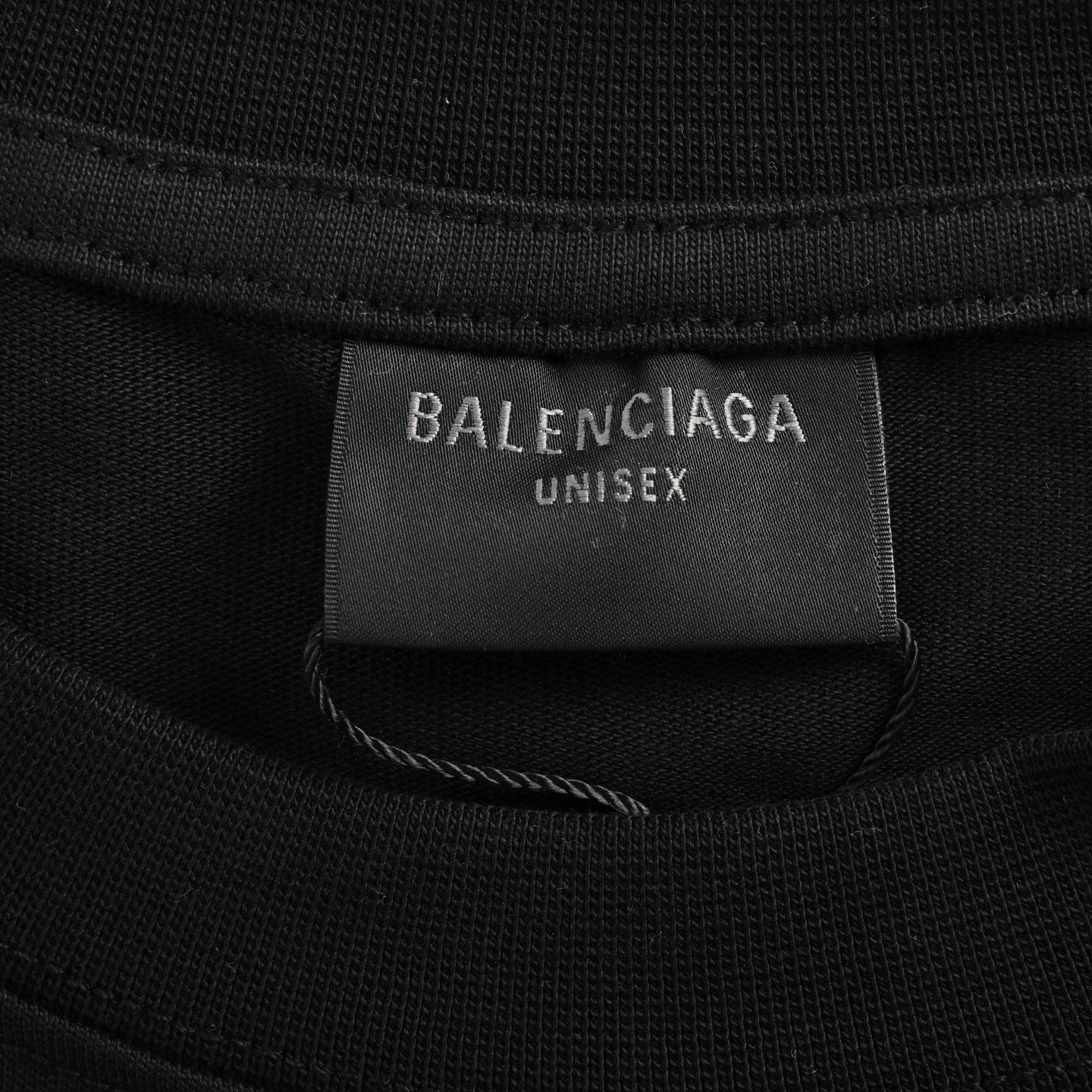 Balenciaga/巴黎世家 25ss 视力表刀割破洞短袖