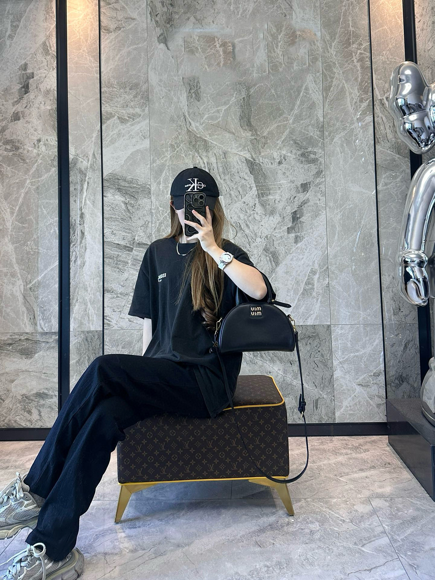 Gucci/古驰 24Fw 双G满印暗纹提花丹宁牛仔裤上身效果#