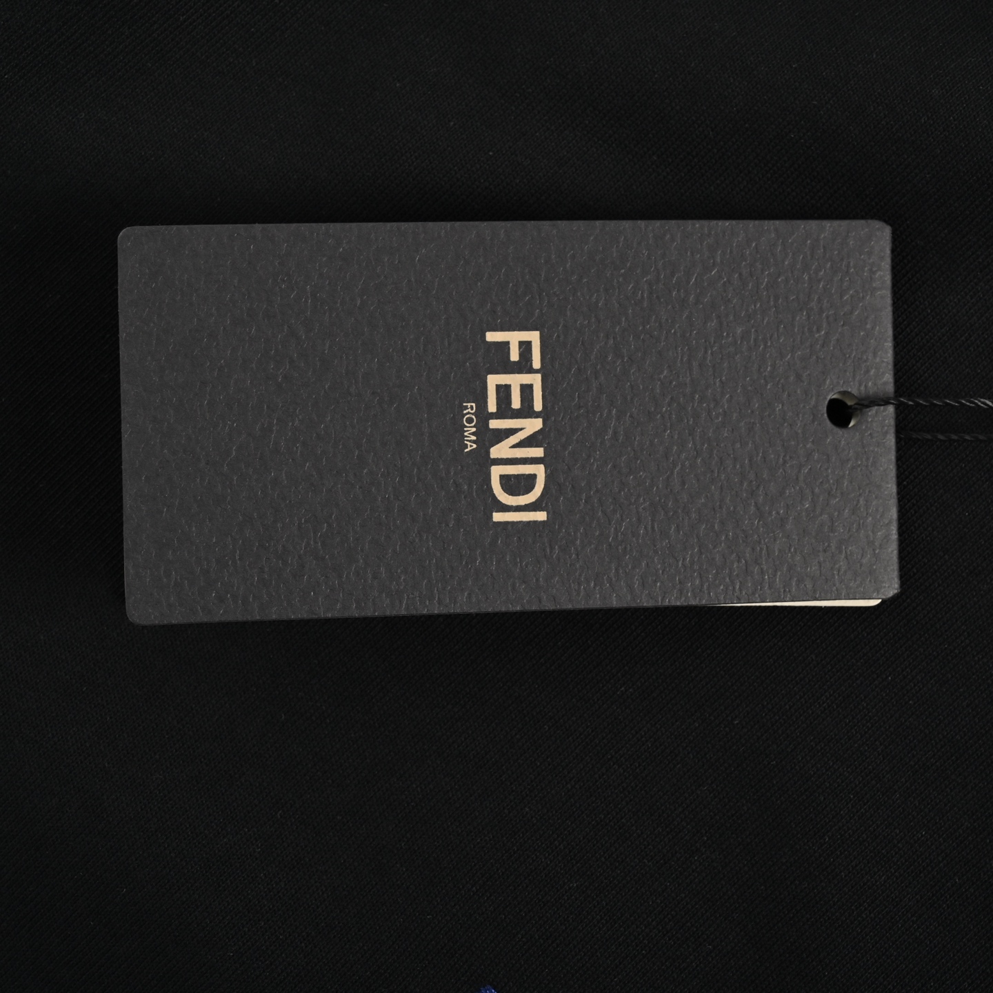 Fendi/芬迪 25ss FF彩色刺绣短袖 榻榻米绣花工艺针数密度饱满