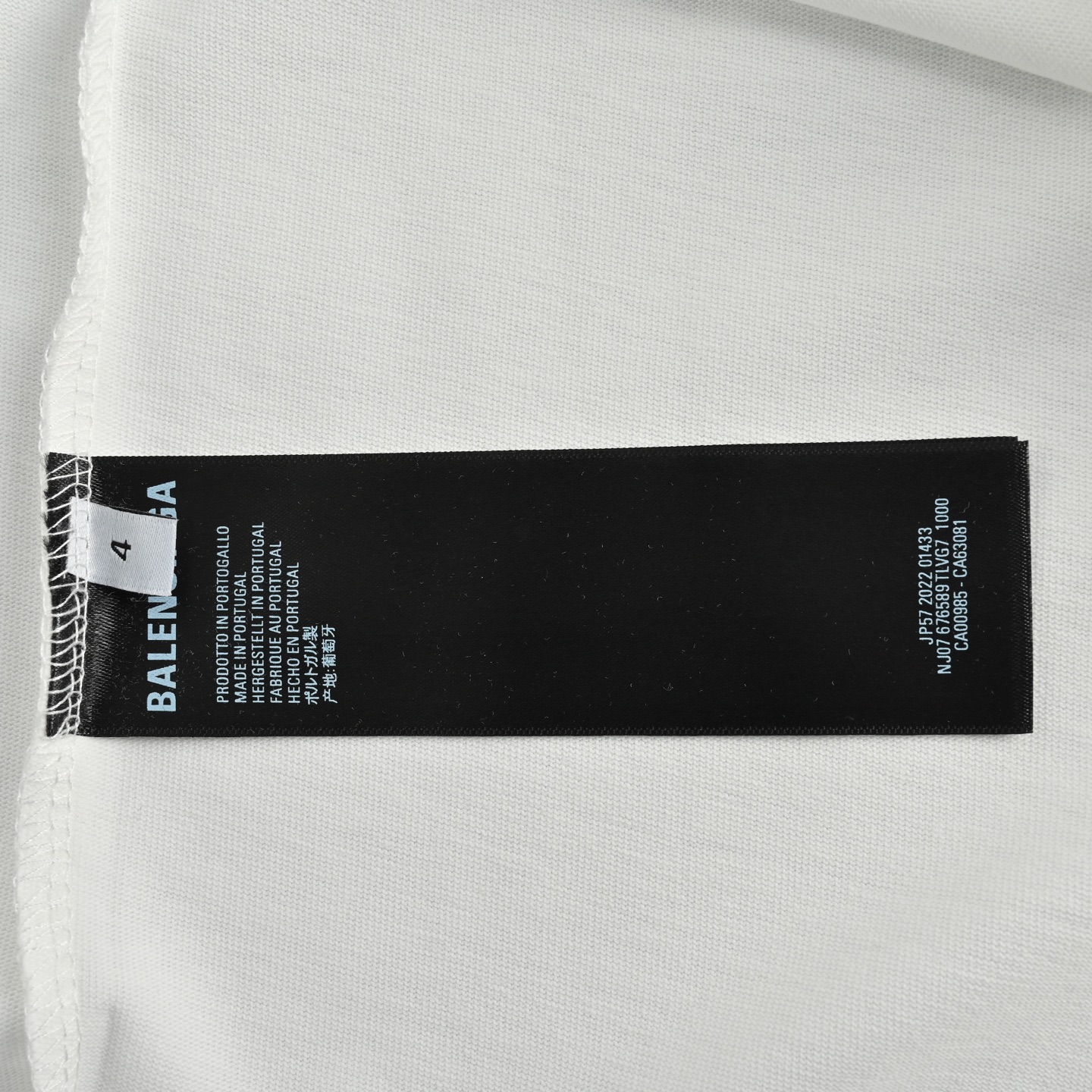 Balenciaga/巴黎世家 25ss logo溶解磨破短袖 黑色 白色-Chinese UA Cheap High Quatity Brand Clothes Bags handbags Sneakers wholesale wholesaler seller from China Factory suppliers Fashion Clothing Shoes best Quality Beautiful Price Balenciaga/巴黎世家 25ss logo溶解磨破短袖 黑色 白色