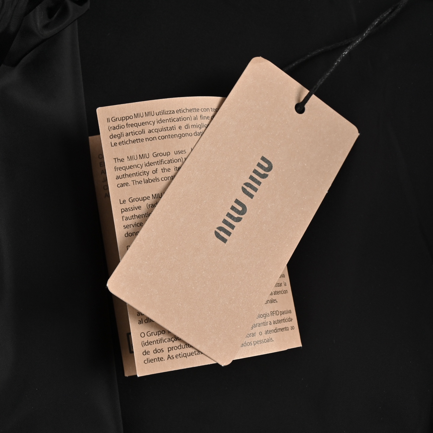 Miu Miu/缪缪 24Fw 贴绣徽标立领皮衣外套