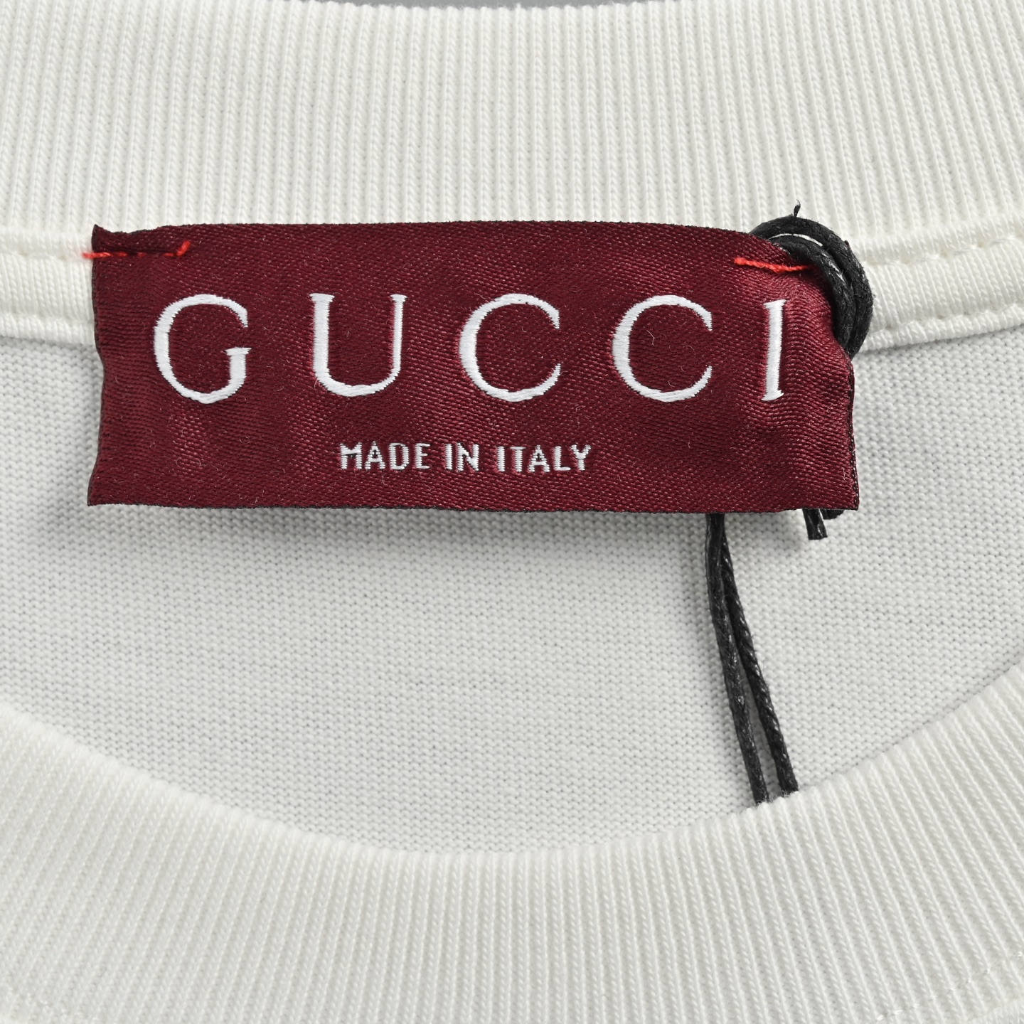 Gucci/古驰 25ss 胸口签名字母刺绣短袖 24年刺绣款米白色