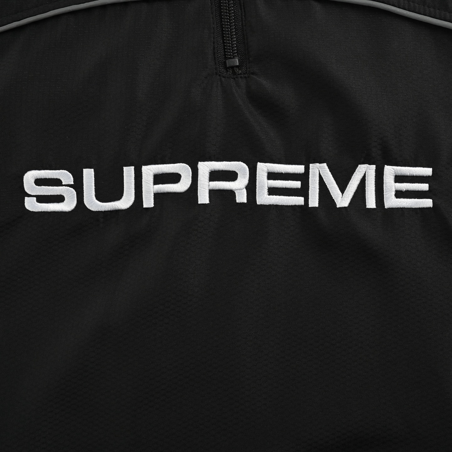 Supreme 24Fw 3M反光条半拉链套头夹克外套