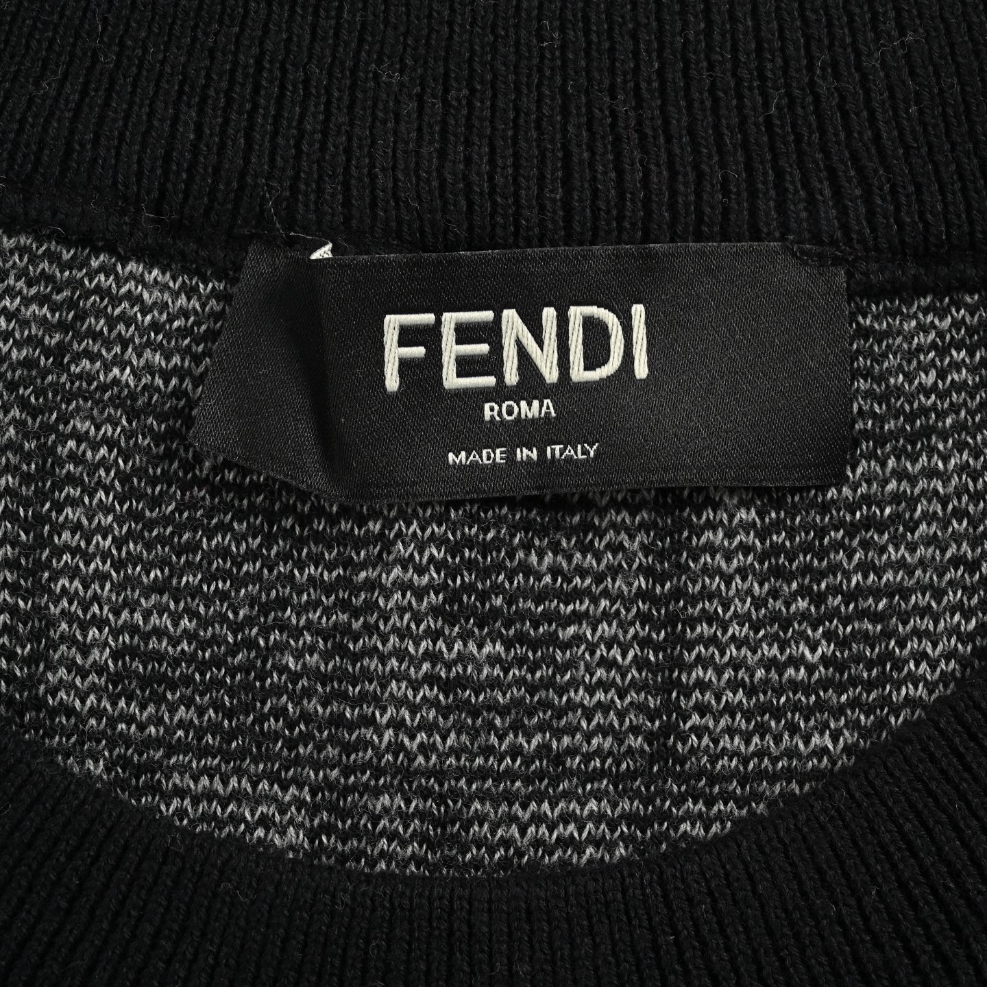 Fendi/芬迪 FF提花满印针织短袖
