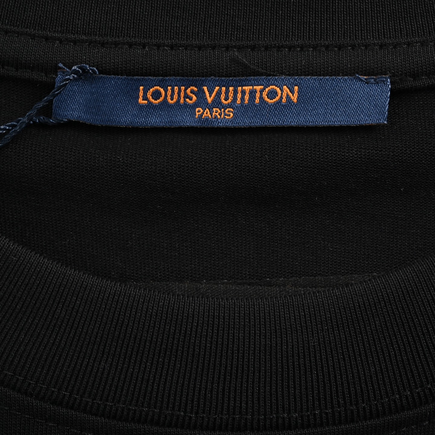 Louis Vuitton/路易威登 老花刺绣logo短袖 黑色 白色