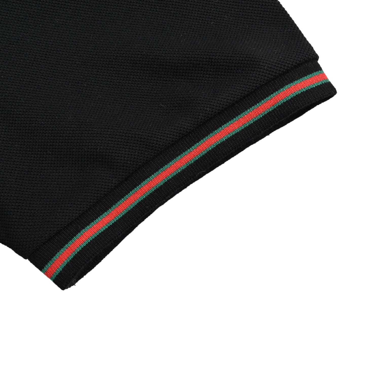Gucci/古驰领口字母Polo短袖 这款单品出自Gucci Lido系列