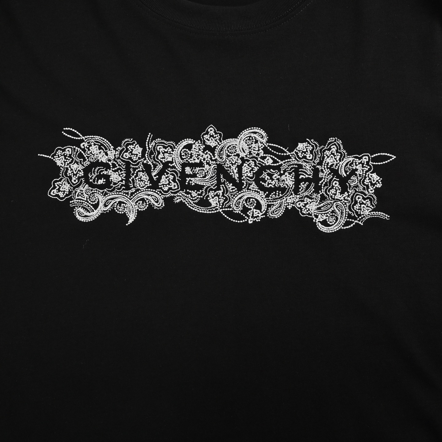 GIVENCHY/纪梵希 花卉刺绣字母logo短袖