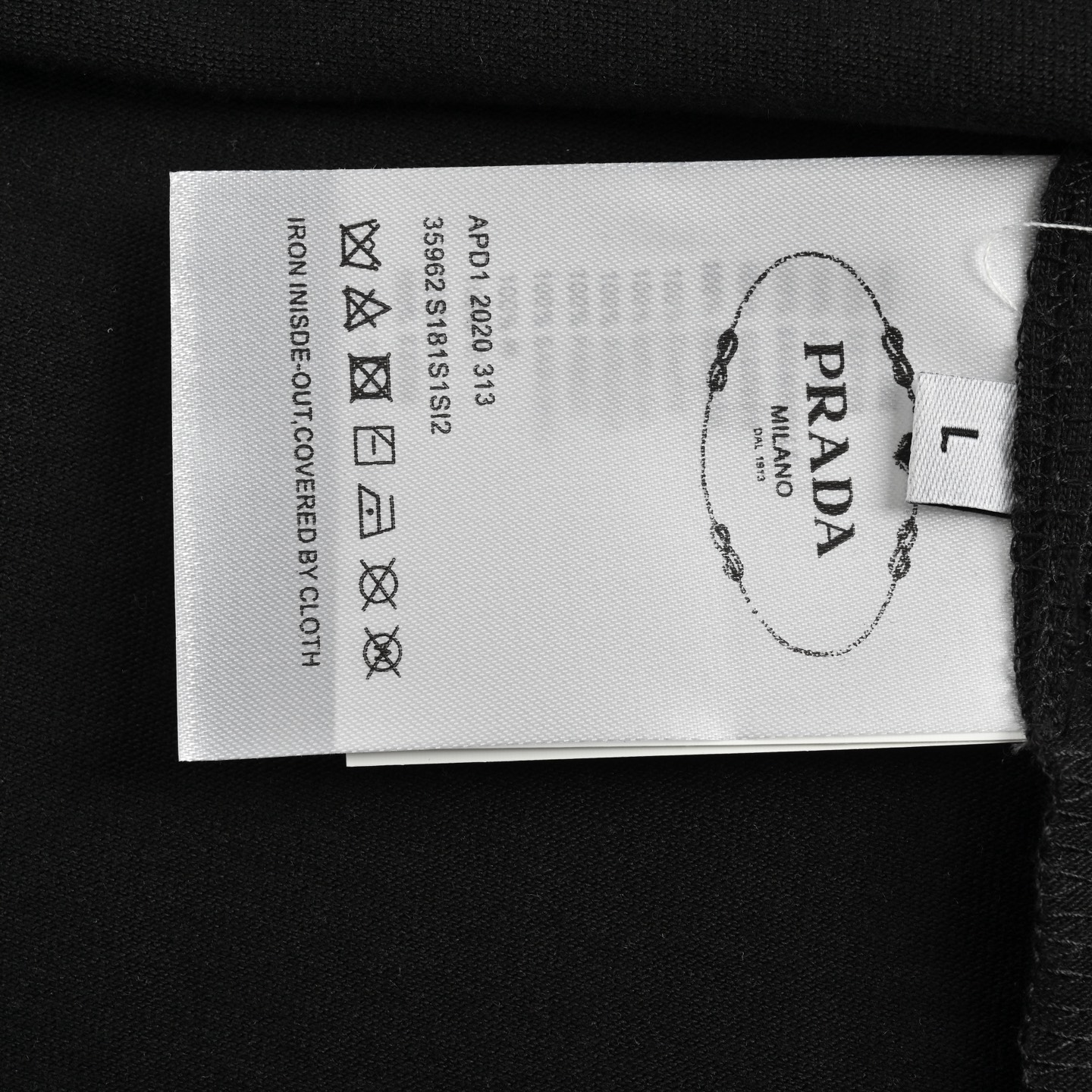 Prada/普拉达 立体三角标印花短袖 定做布料