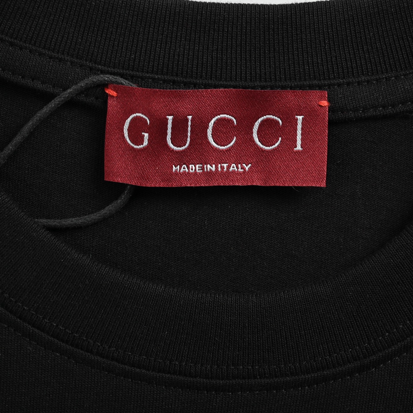 Gucci/古驰 25ss 暗纹刺绣字母短袖