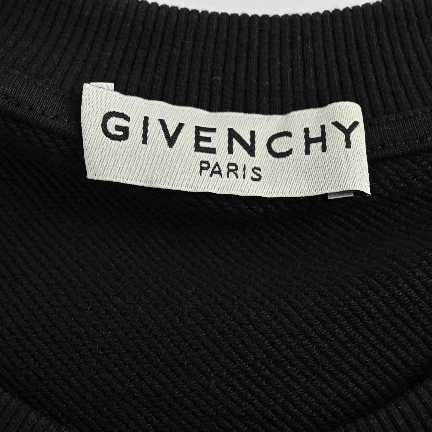 GIVENCHY/纪梵希 小鹿斑比印花圆领卫衣