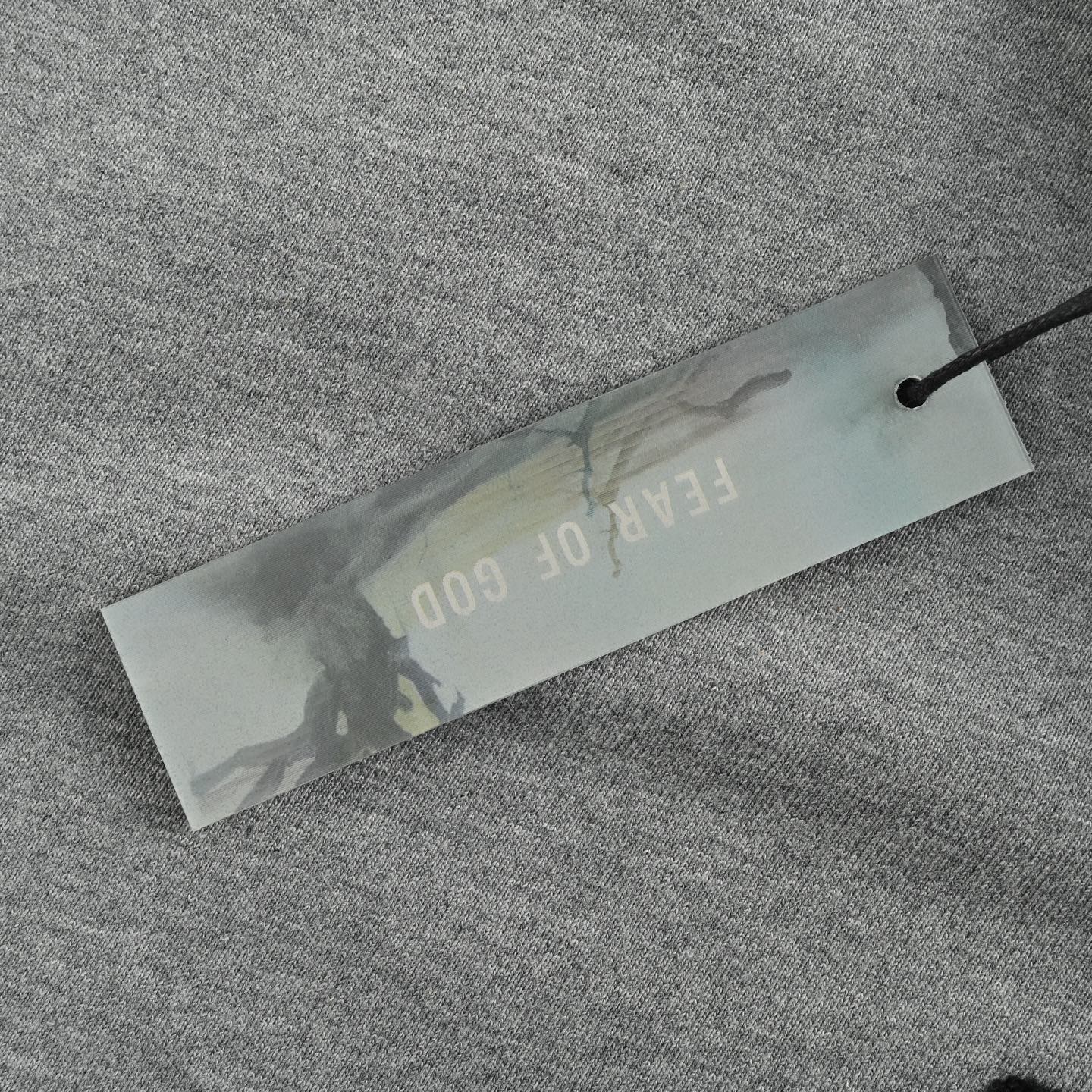 Fear Of God 主线FG毛巾字母卫衣 今天带来“FG”富贵高领卫衣