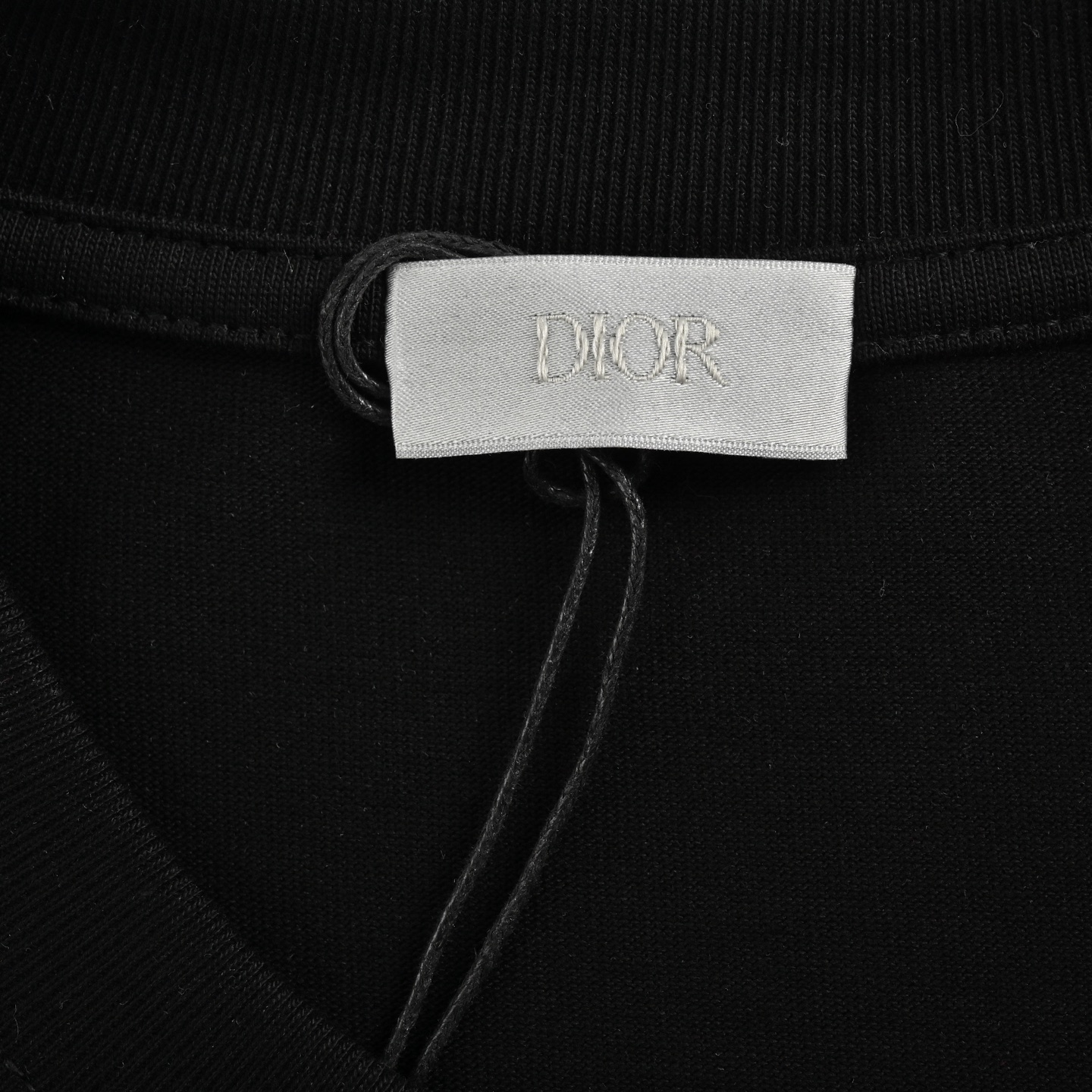 Dior/迪奥 爱心印花短袖 Logo标识精致升级 灵感源自八十年代复古原版面料