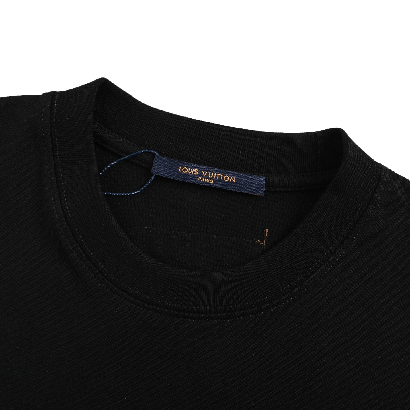 Louis Vuitton/路易威登 字母印花logo短袖-Chinese UA Cheap High Quatity Brand Clothes Bags handbags Sneakers wholesale wholesaler seller from China Factory suppliers Fashion Clothing Shoes best Quality Beautiful Price Louis Vuitton/路易威登 字母印花logo短袖