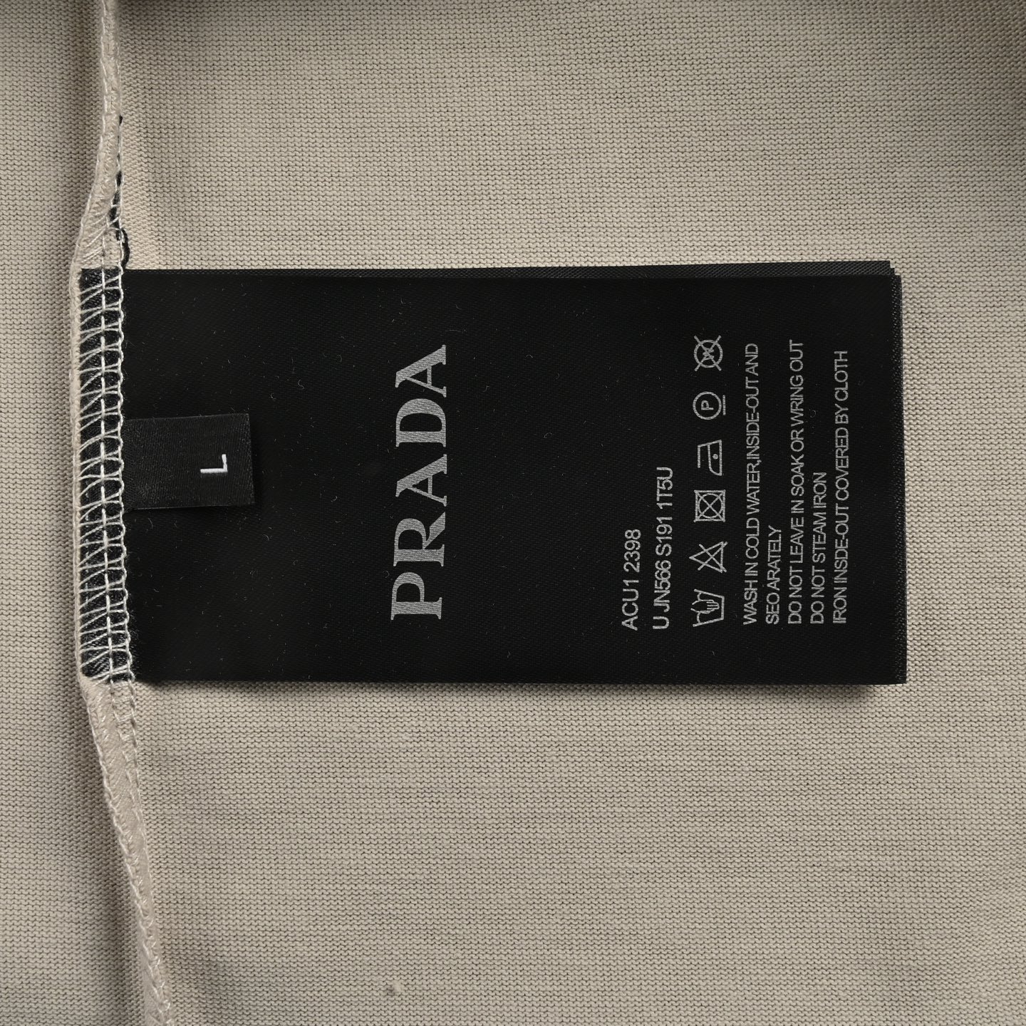 Prada/普拉达 25ss 皇冠字母刺绣短袖