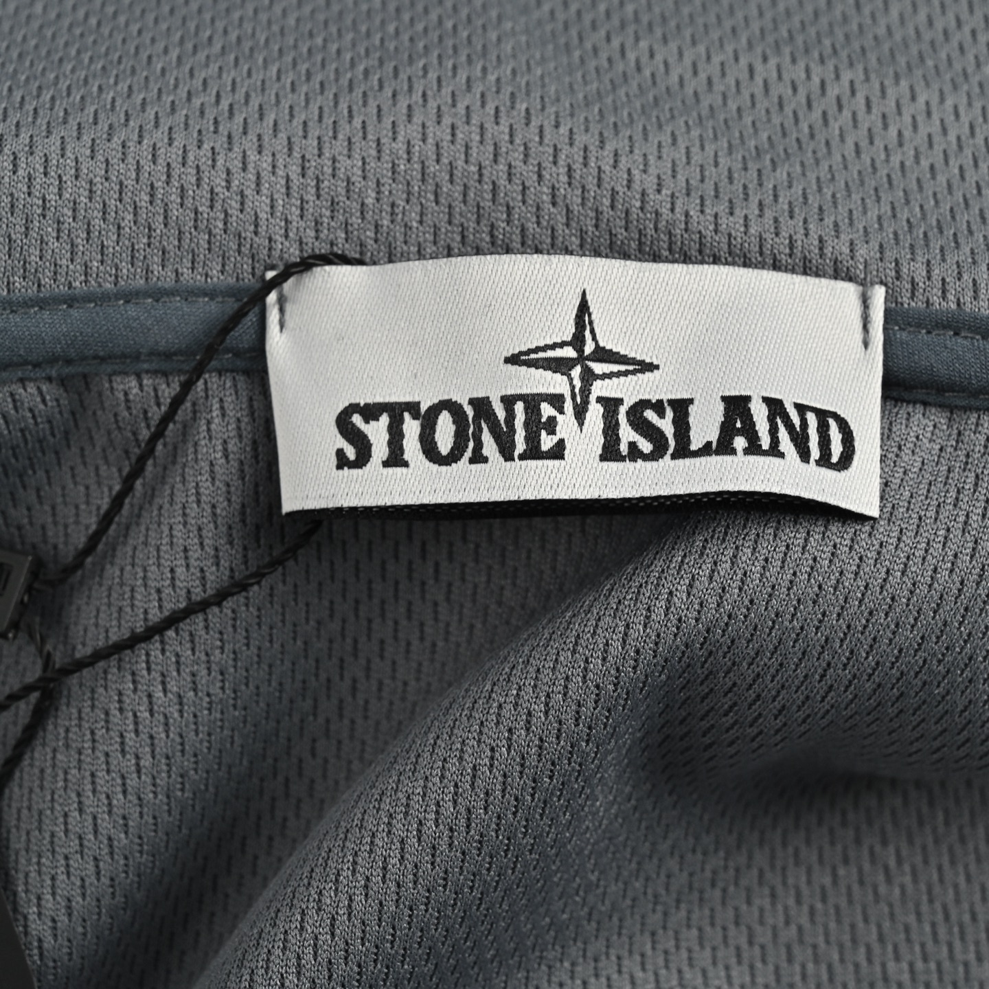 Stone Island/石头岛SHELL-R系列纯色连帽拉链外套