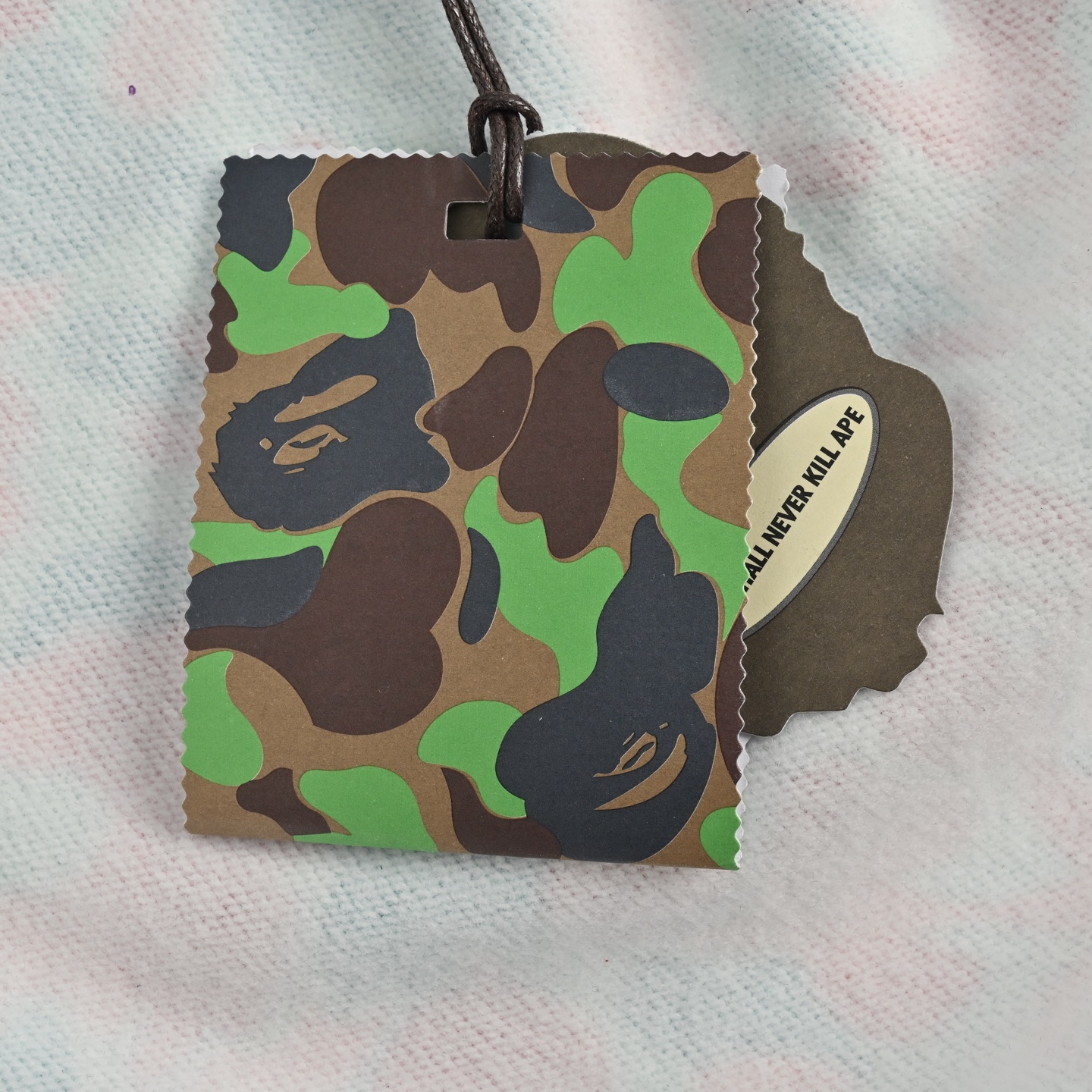 BAPE 鲨鱼头老虎头拉链迷彩连帽卫衣