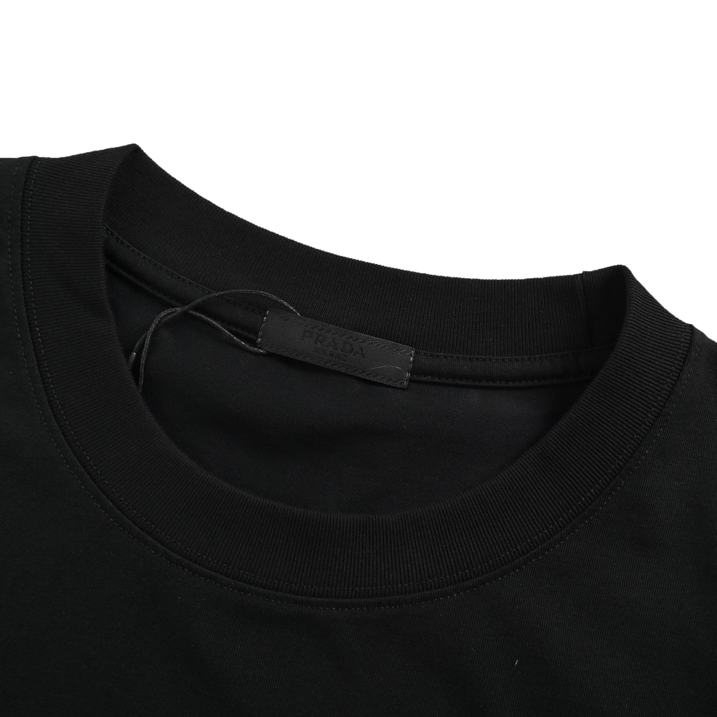 Prada/普拉达 25ss 刺绣字母后背泼墨三角标短袖 经典胸前logo泼墨立体刺绣 白色 黑色