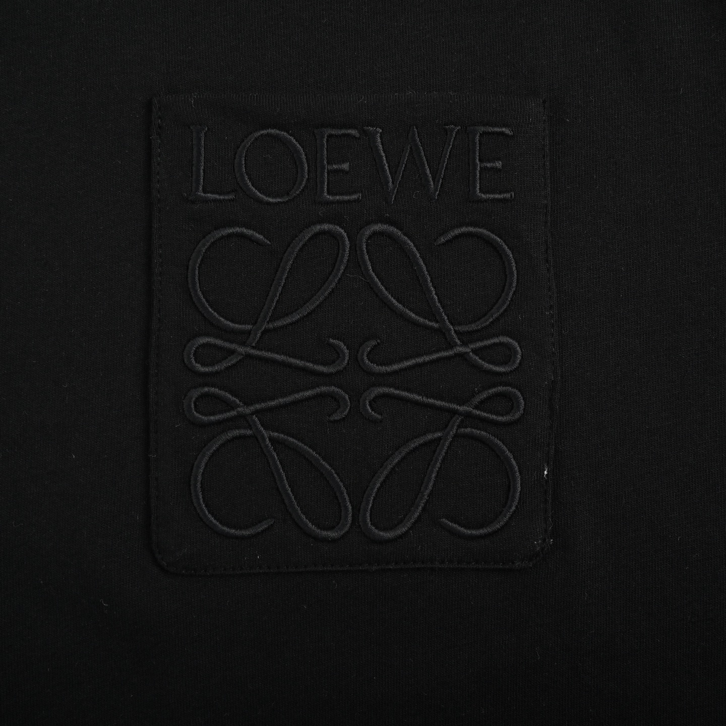 Loewe/罗意威 25ss 口袋刺绣徽标短袖