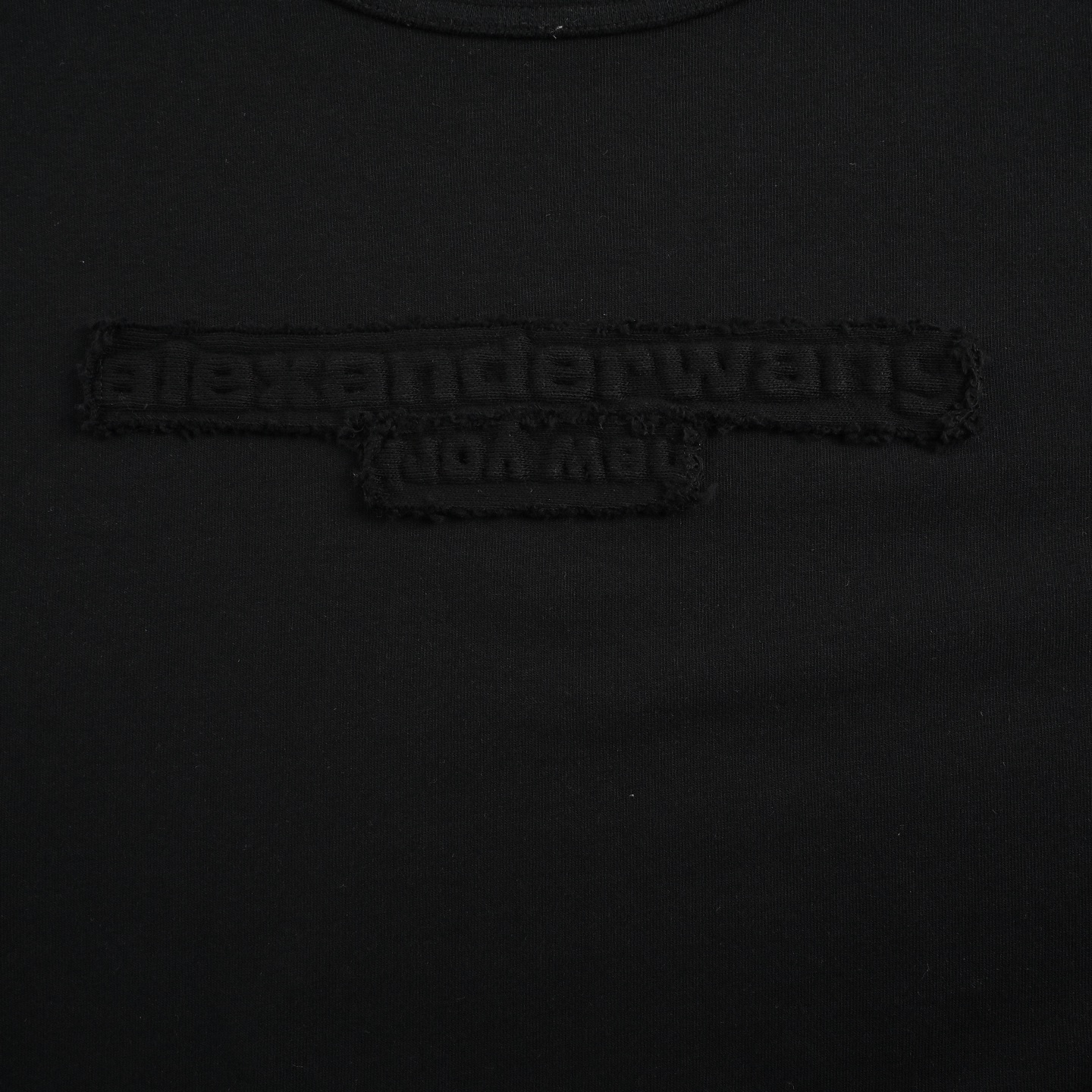 Alexander Wang/亚历山大王 25ss 浮雕压花字母贴布绣短袖