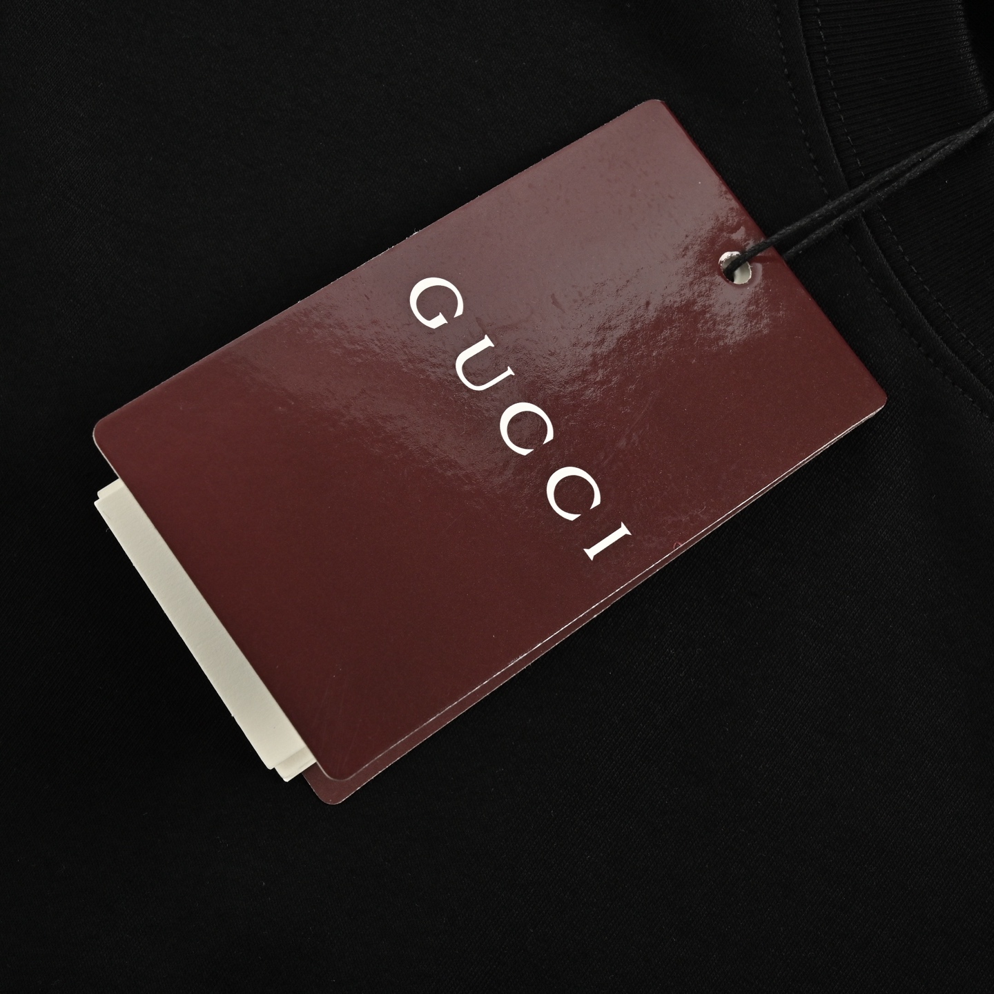 Gucci/古驰 25ss 喷墨大字母logo印花短袖黑色 杏色