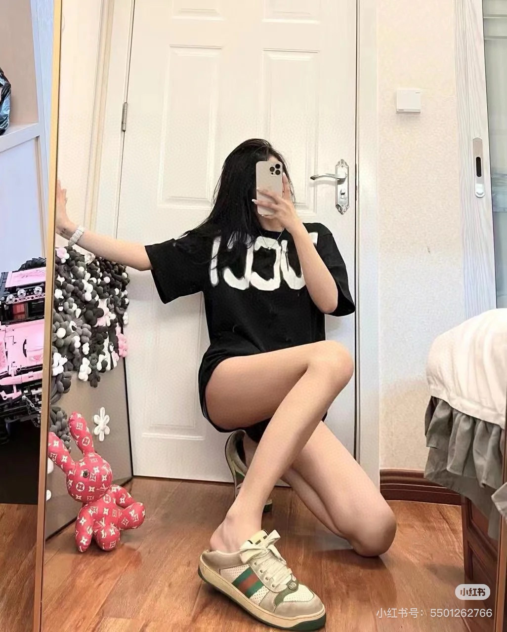 Gucci & Balenciaga 联名款涂鸦字母印花短袖上身效果#