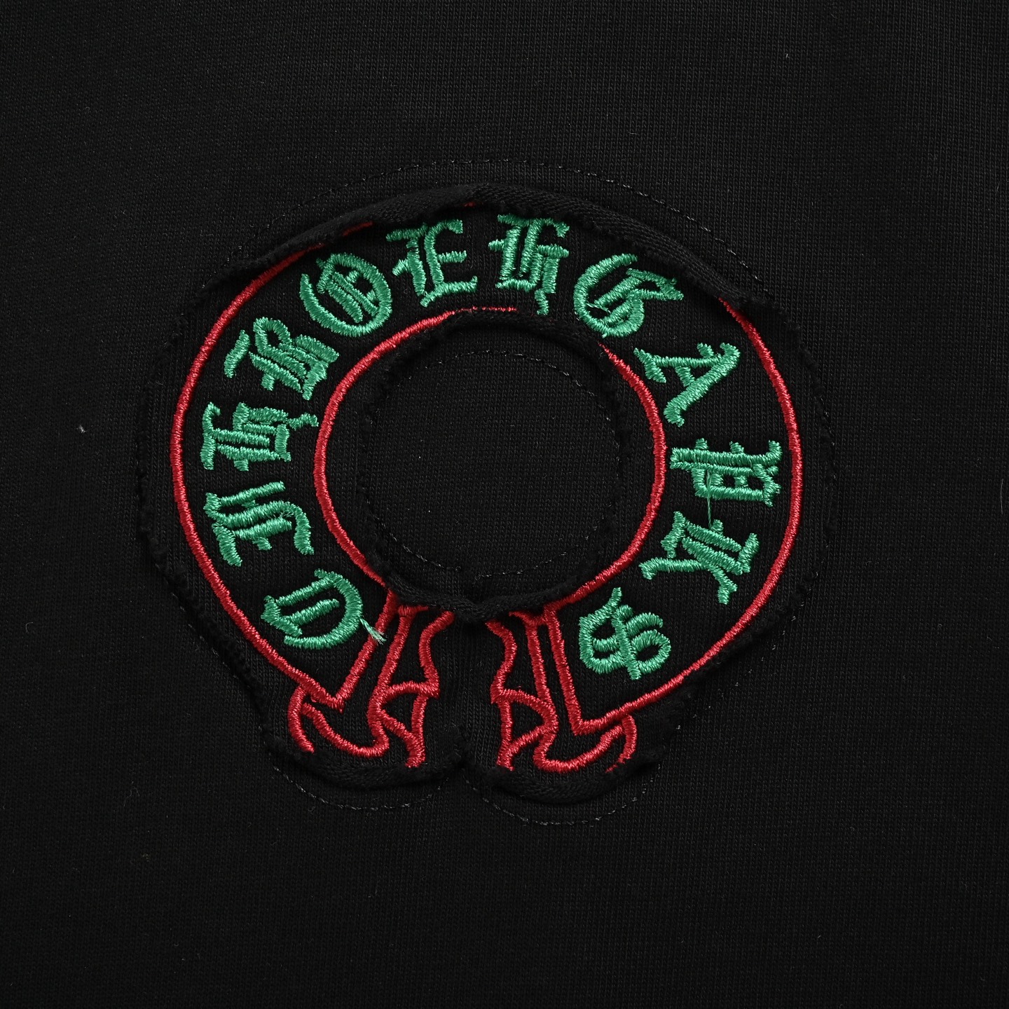 Chrome Hearts/克罗心 重工贴布马蹄十字架刺绣短袖 黑色 白色