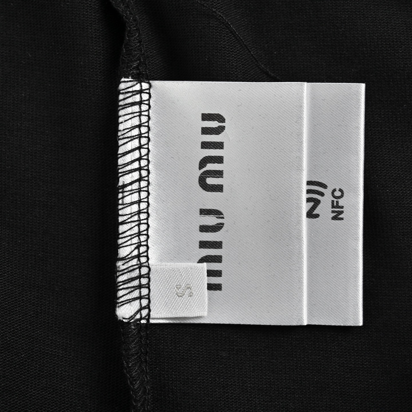 Miu Miu/缪缪 刺绣字母小标短袖